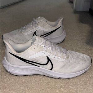 Men’s Nike Air Zoom Pegasus 39